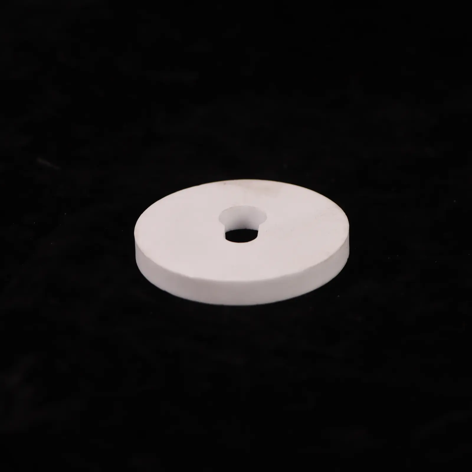 High performance high strength high temperature alumina ceramic spacer