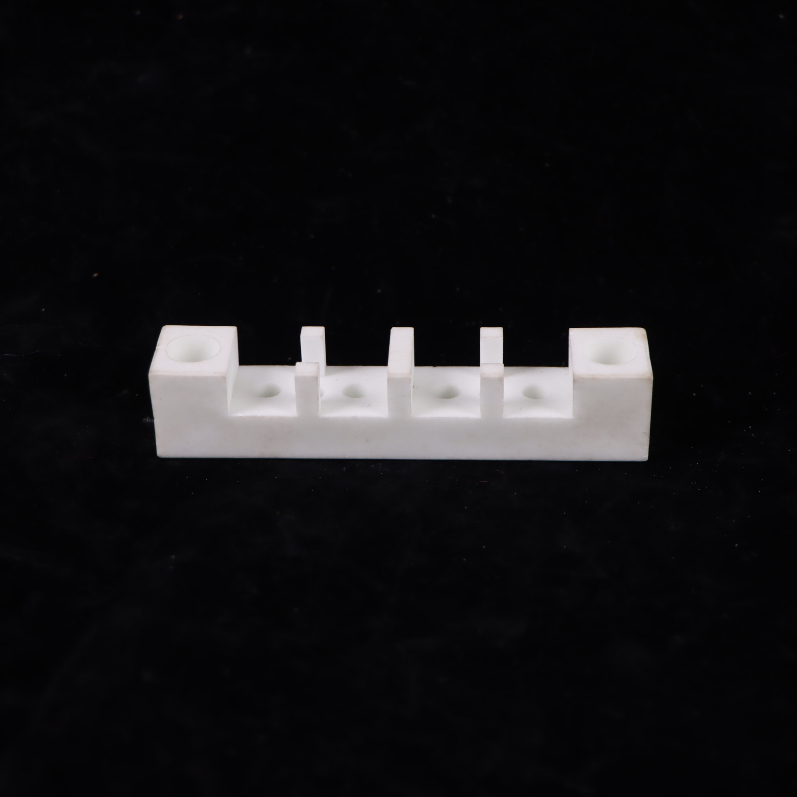 High strength  steatite ceramic bar  for  electricity inslulation use