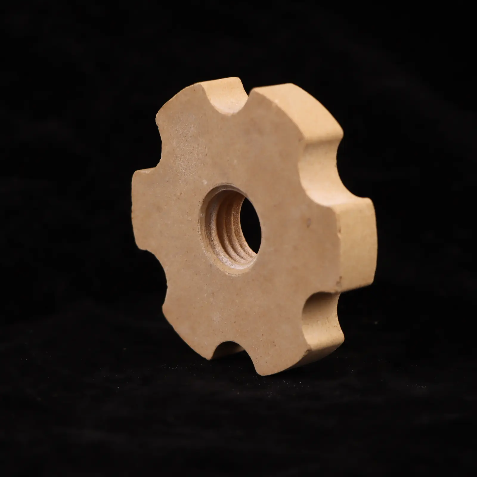 High heat resistance cordierite ceramic setter plate for heating use