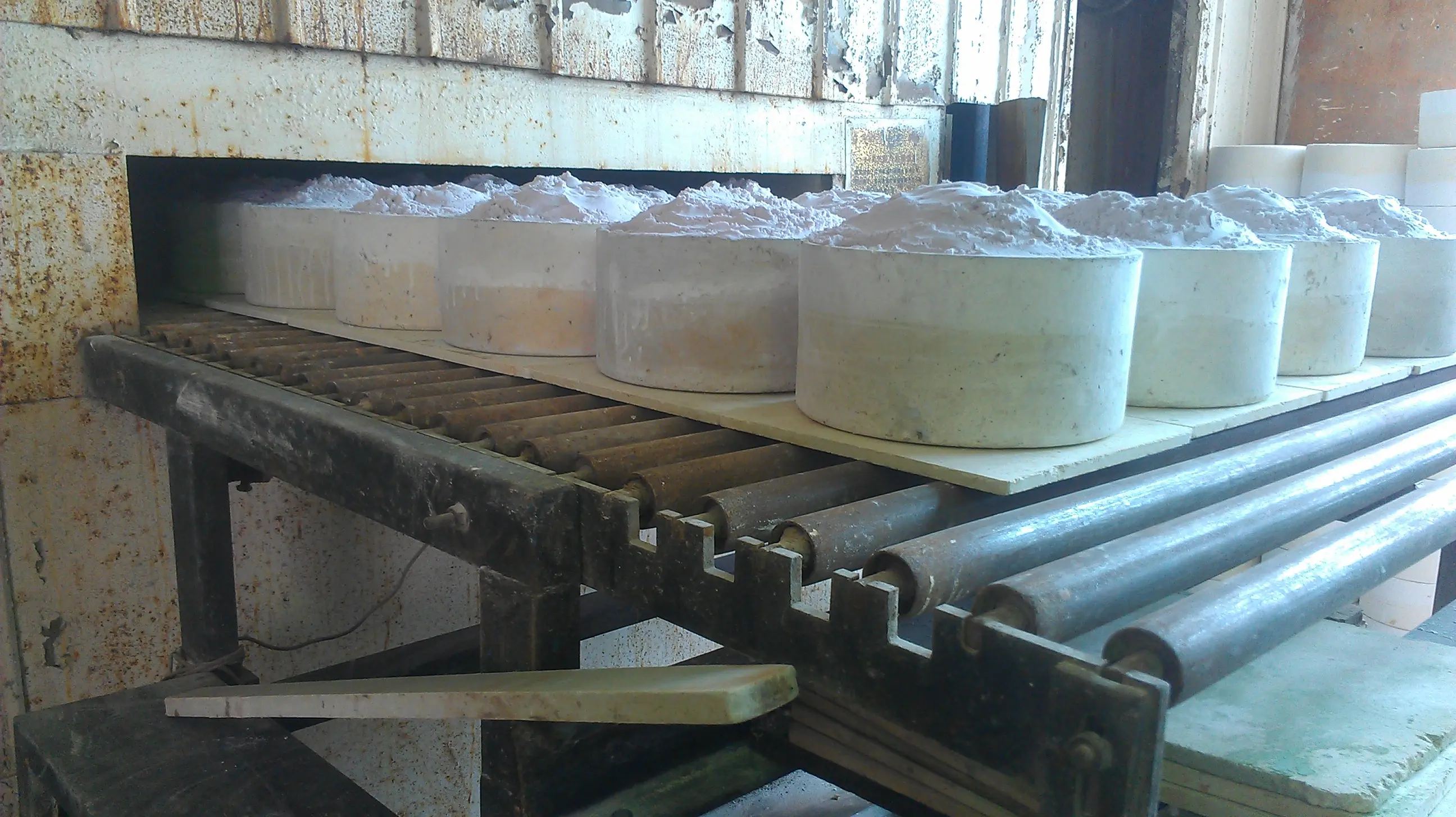 Refractory Saggar: Applications in Powder Firing